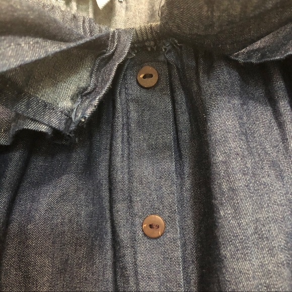 Active USA Denim Off Then Shoulder Ruffle Crop - Picture 9 of 12